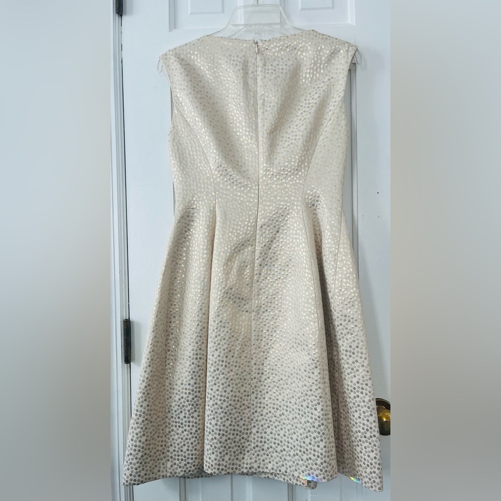 ANNE KLEIN Women's NWT fit & flare Cocktail Dress with Side Pockets. Size: (4) - Picture 6 of 11